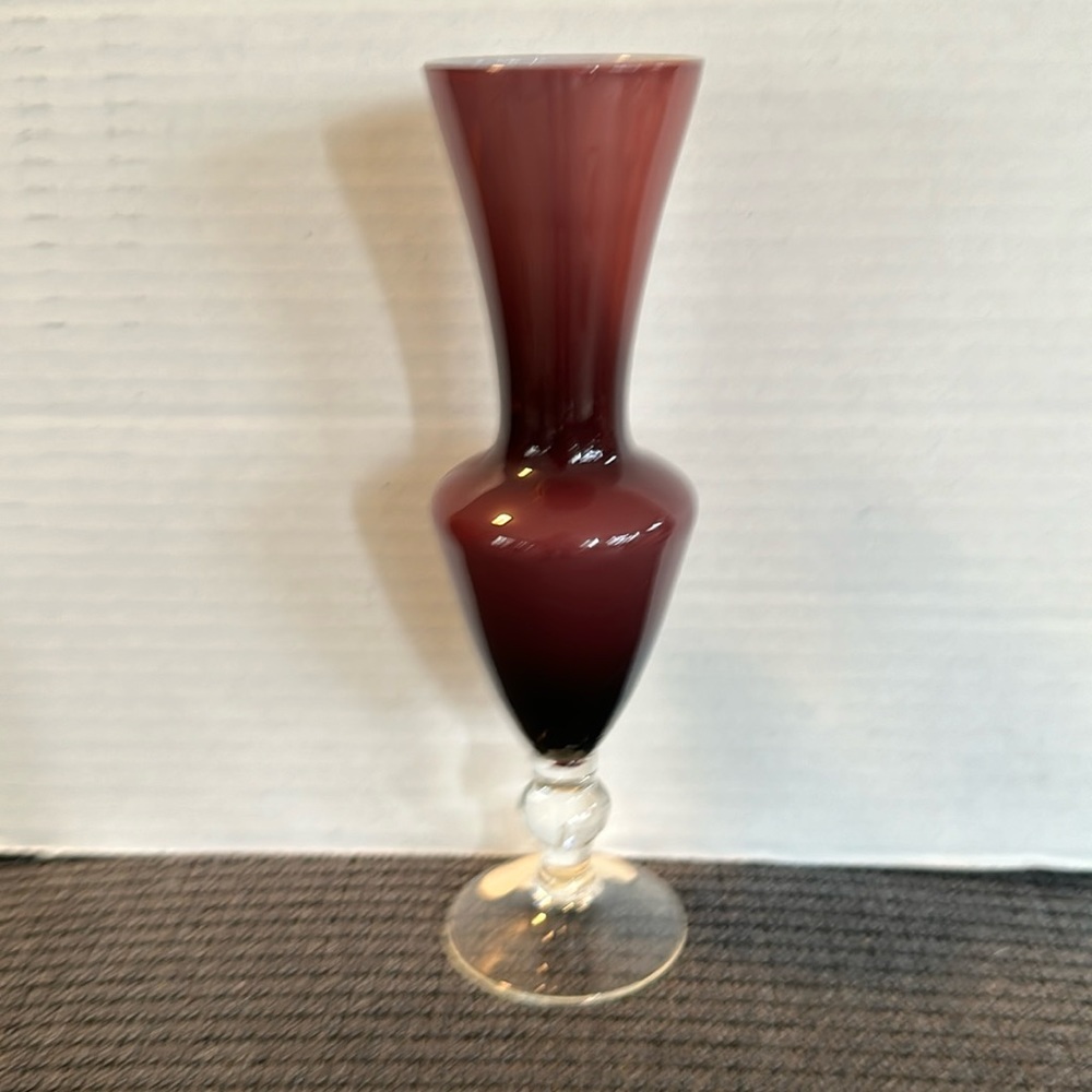 VINTAGE purple cases glass vase. Amethyst in color. 8” high.